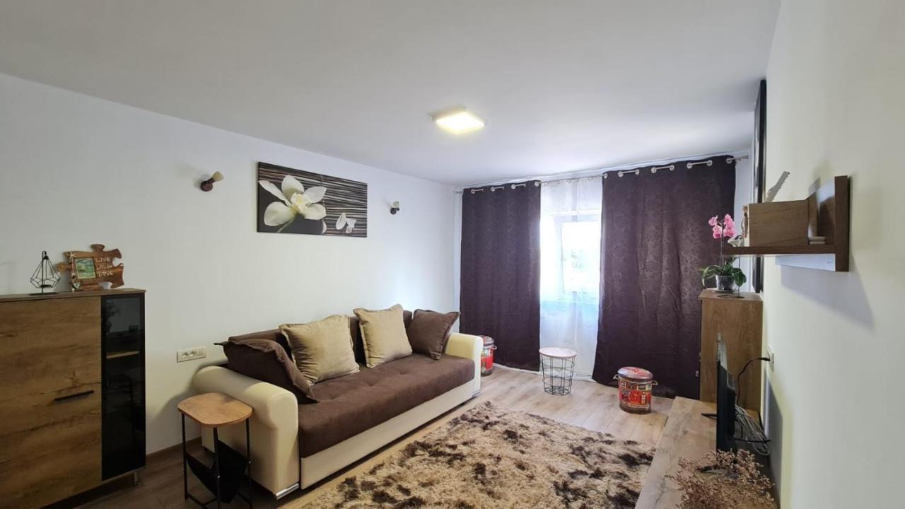 Iulia Sulina Deluxe Appartement Buitenkant foto